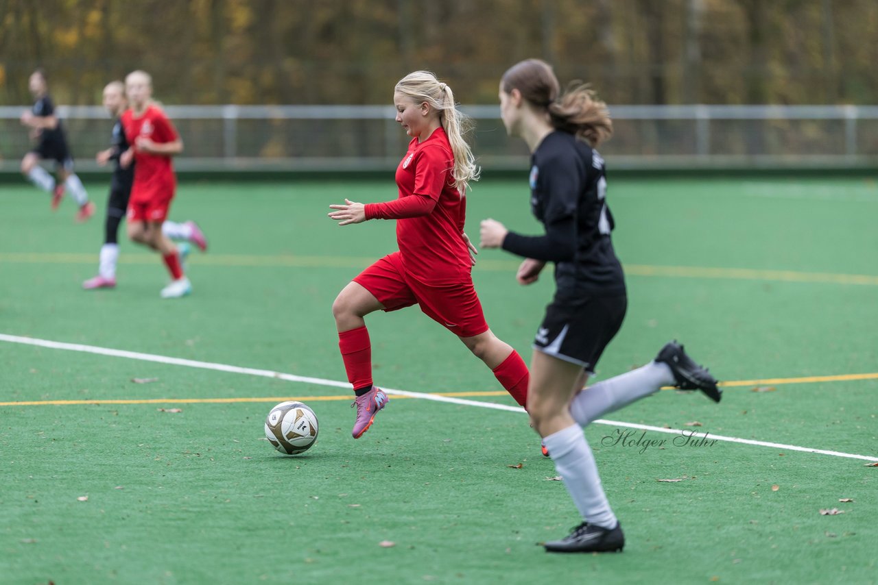 Bild 426 - wCJ VfL Pinneberg - Eimsbuettler TV : Ergebnis: 0:3
